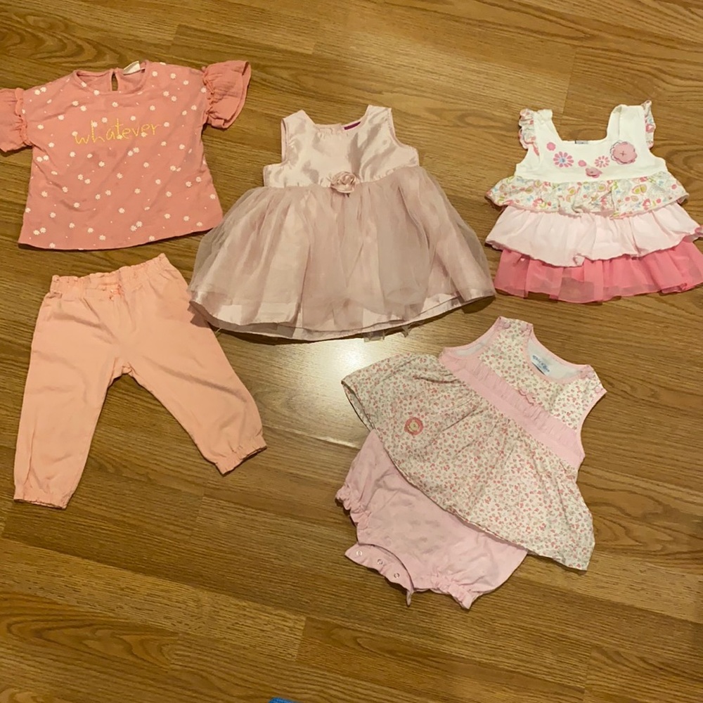 Baby girl 9-12M 5 pieces pink clothes bundle